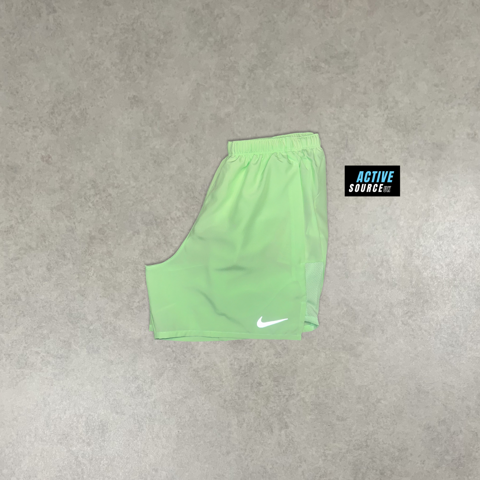 Nike Windrunner 2 Piece Set "Vapour Green"