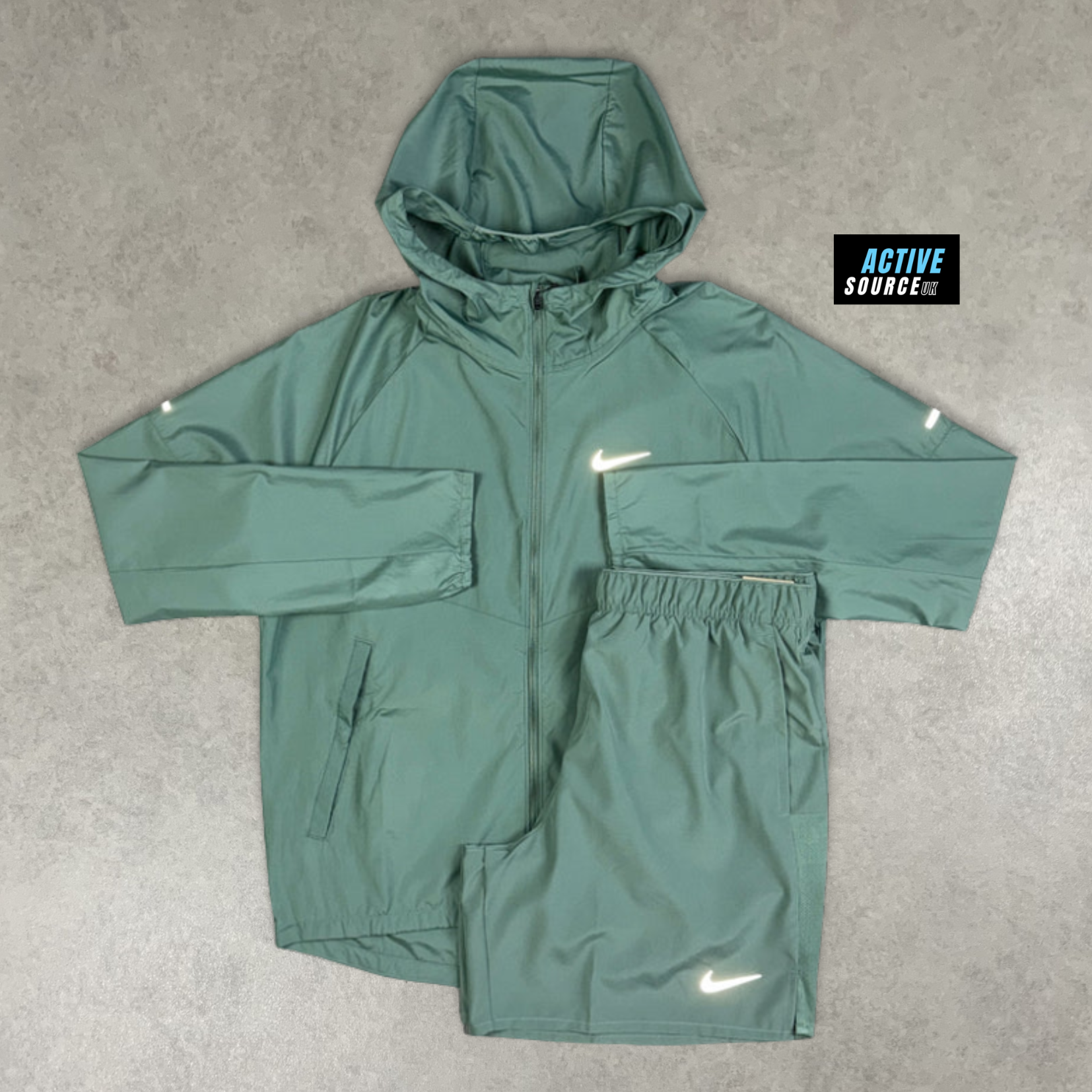 Nike Jacket & Shorts Set "Clay Green"